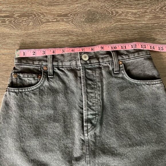 RE/DONE 90’s Mini Skirt in Washed Black. Size 26. NWT! - Picture 11 of 16